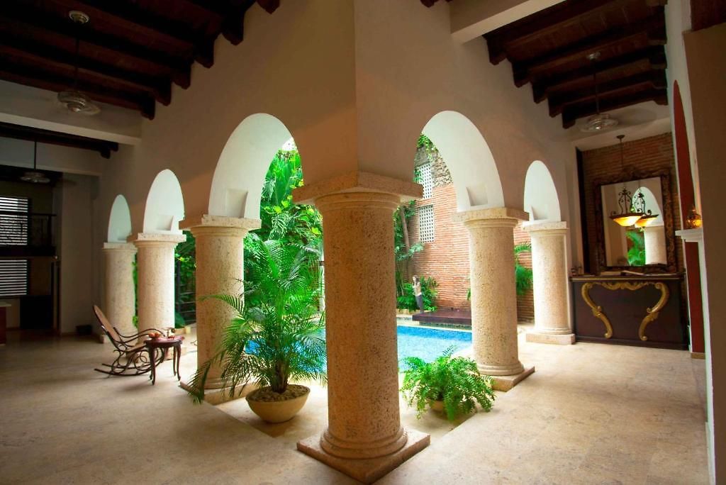 San Pedro Hotel 4*